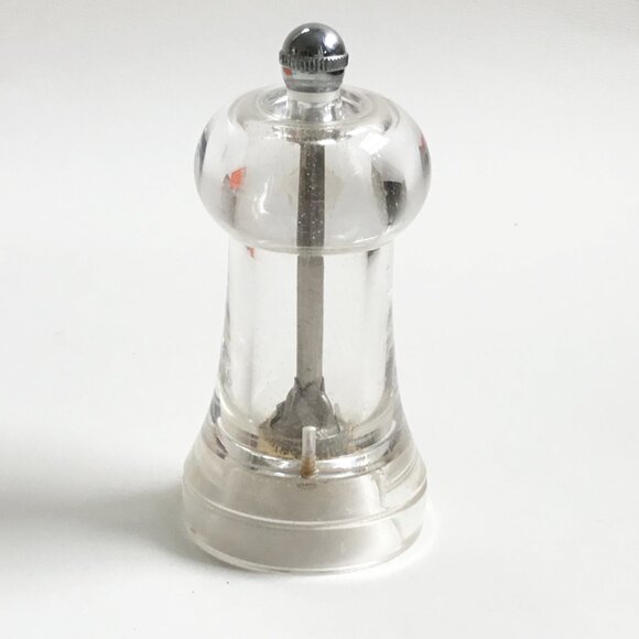 Peugeot France The Lion Clear Acrylic Pepper Grinder 4.75" Tall - Picture 2 of 4